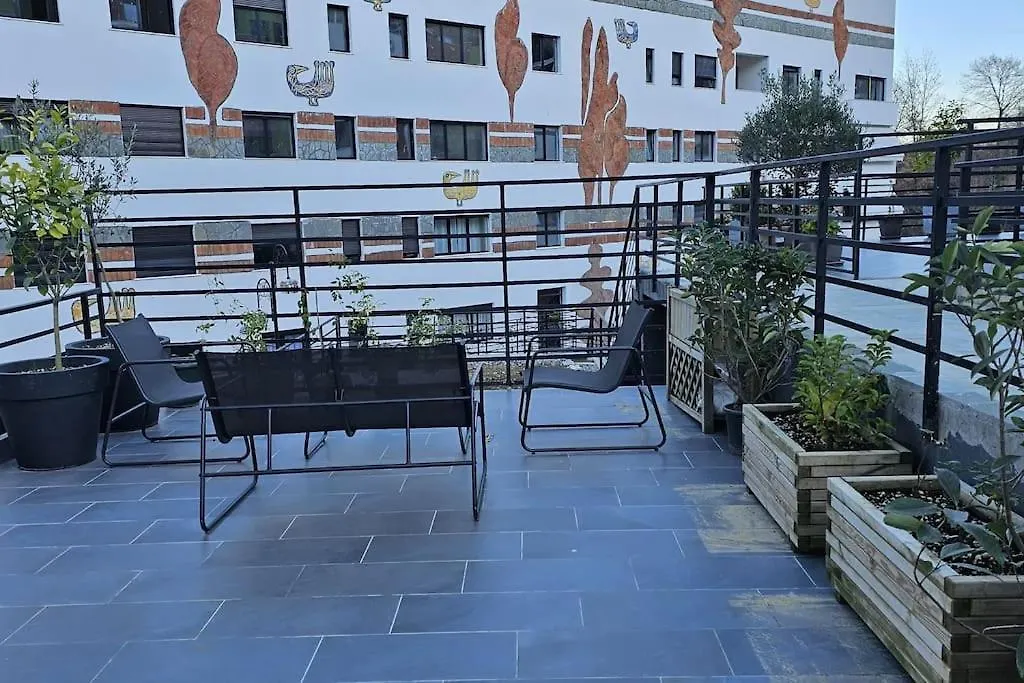 Deluxe Flat With Garden_Tirana Διαμέρισμα Αλβανία